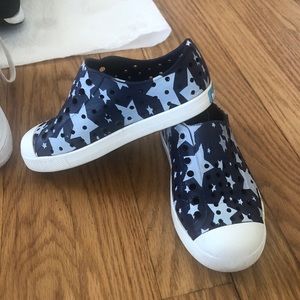 Native shoes size 10c